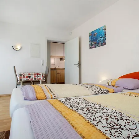Gierer Apartment *