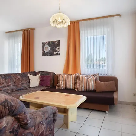 Gierer Apartament *
